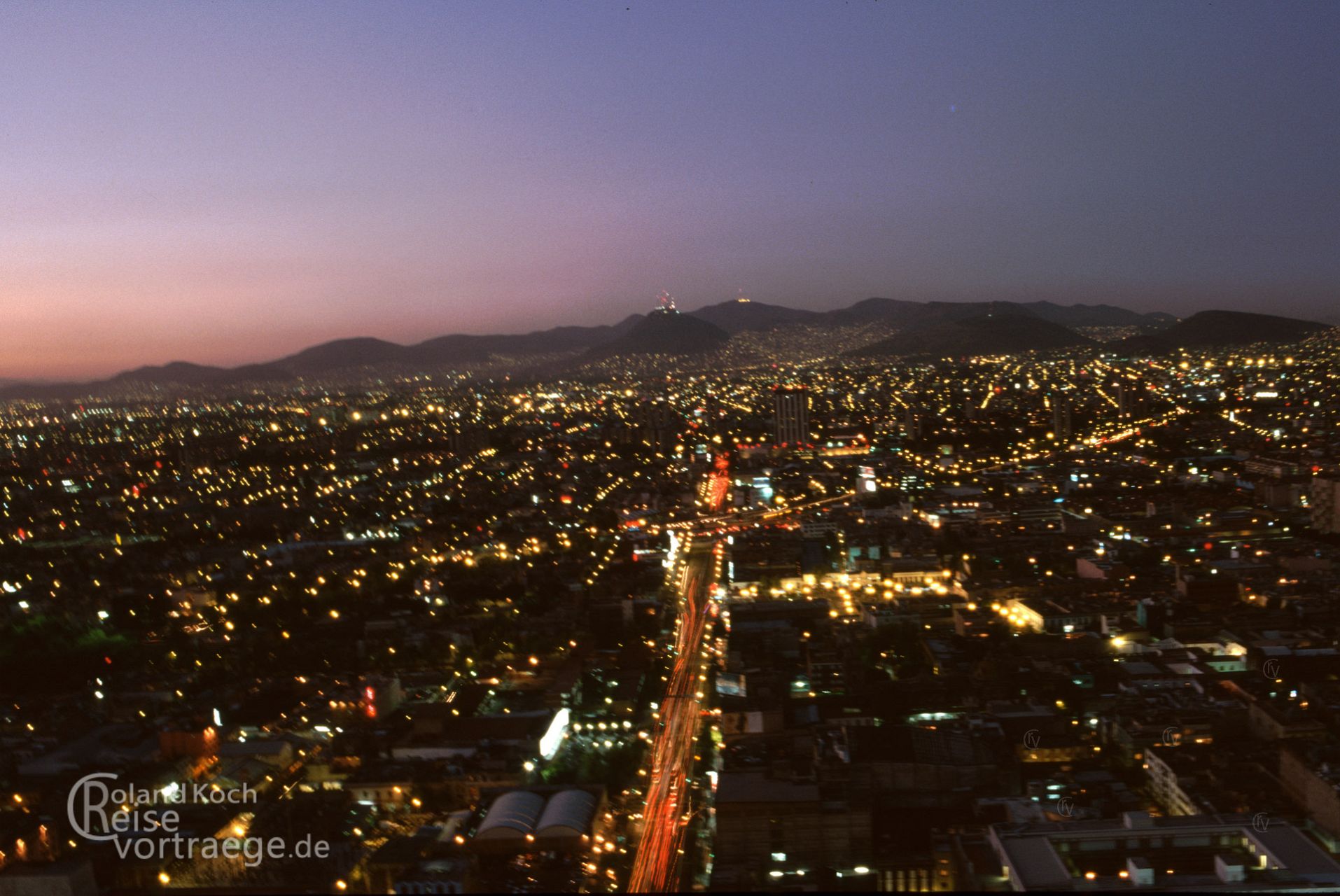 Mexiko - ein Abend ohne Smog in Mexiko Stadt